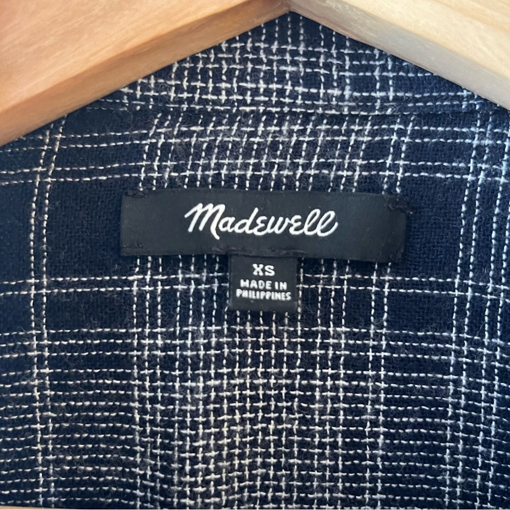 💕MUST GO free shipping! Navy Madewell Westward Bell Sleeve Button Front Shirt XS - Picture 3 of 10